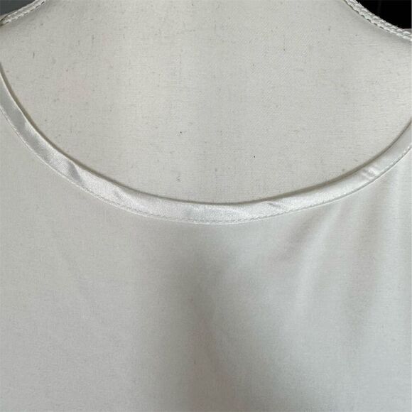 T Tahari Woman Plus 3X White Flutter Sleeve Blouse Casual Top Viscose Blend Soft - Picture 5 of 10